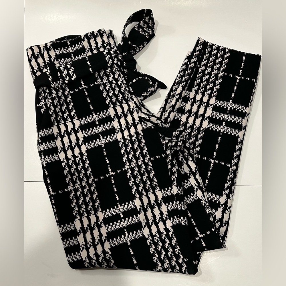 New York& Company Dress Pants Size 6